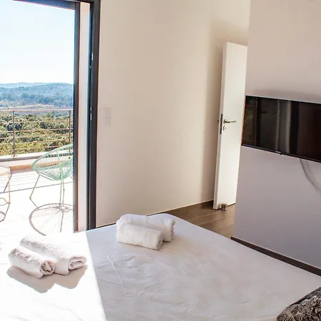 Вилла Balancinu Di Santa Lucia Сент-Люси-де-Пор